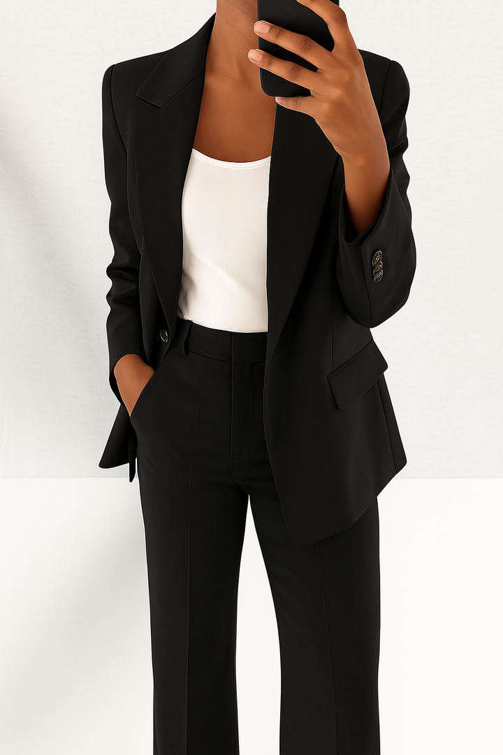 YLONA – POWER ELEGANCE SUIT