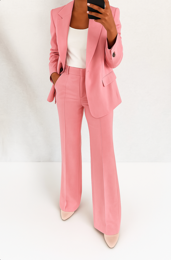 YLONA – POWER ELEGANCE SUIT